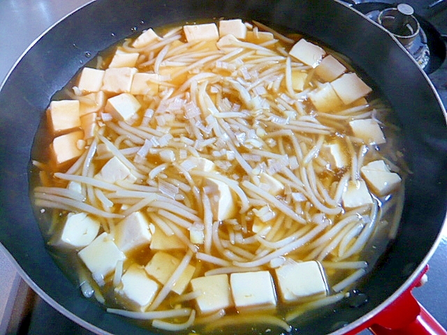 節約！簡単！温まる！豆腐ともやしあんの写真