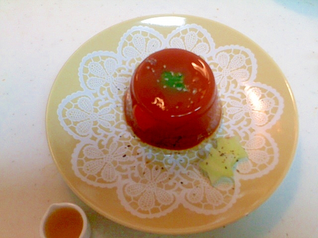 ガスパチョみたいなトマトゼリーの写真