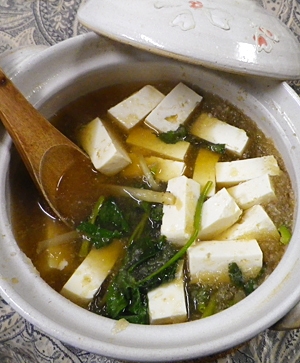 みつば大根おろしの簡単豆腐鍋の写真