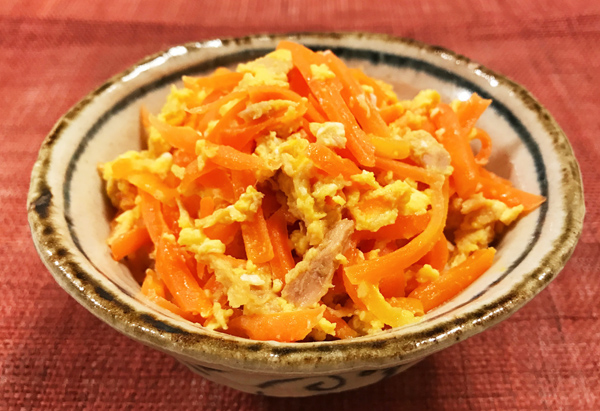 甘さ引き立つ！彩誉のしりしり丼の写真