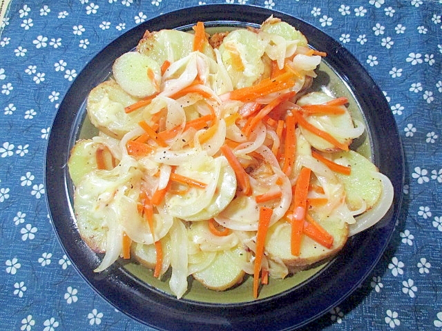 ポテトと野菜のチーズ焼きの写真