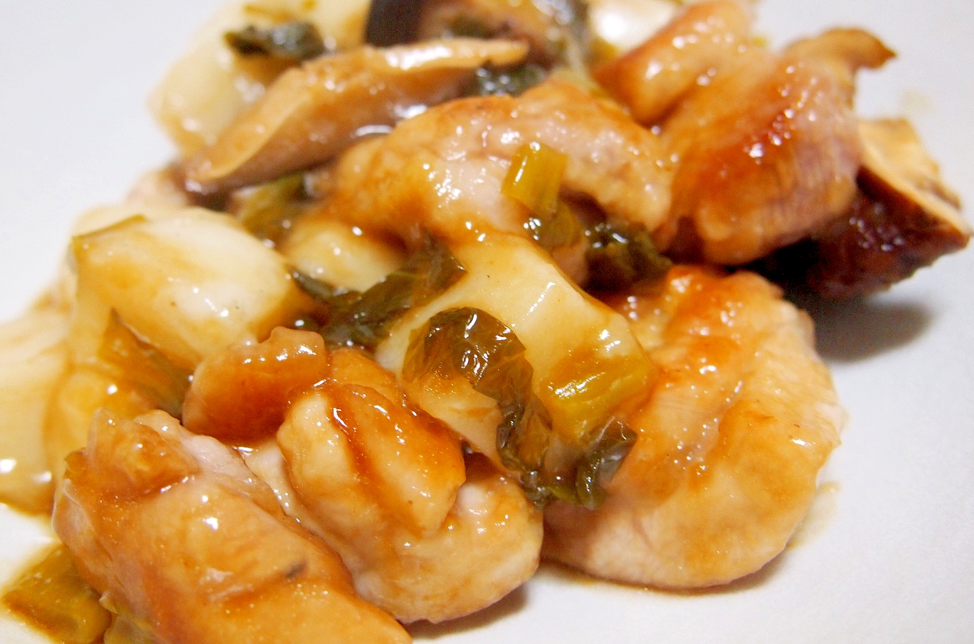 鶏肉としいたけと餅の中華高菜炒めの写真