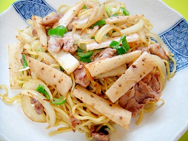 皮付き長芋と豚肉の和風焼きそばの写真