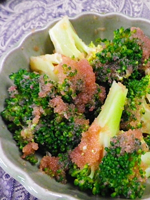 スピード料理、ブロッコリーの麺つゆたらこあえの写真