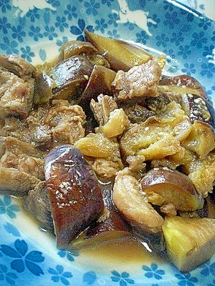 「茄子と牛筋肉の煮物」　　　♪♪の写真