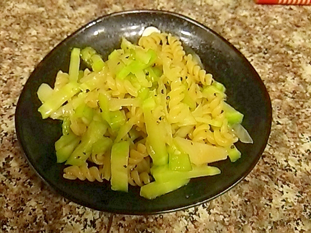 かぶの葉とブロ茎の中華風パスタ お手軽レシピで作る Jaグループ