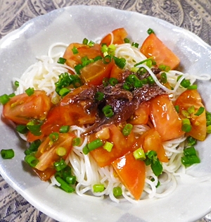 フレッシュトマトアンチョビ素麺の写真