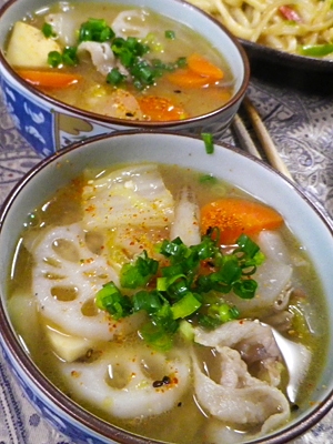 バター豚根菜汁の写真