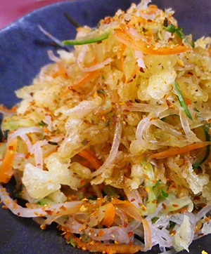 野菜の天かすあえの写真