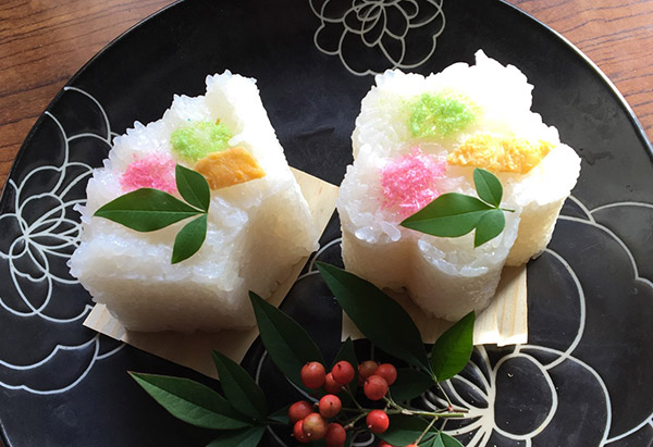 寿司 押し 全国に美味しい押し寿司,箱寿司を兵庫県明石市よりお届けします。通販・お取り寄せ専門店。口コミでも好評価を得てます