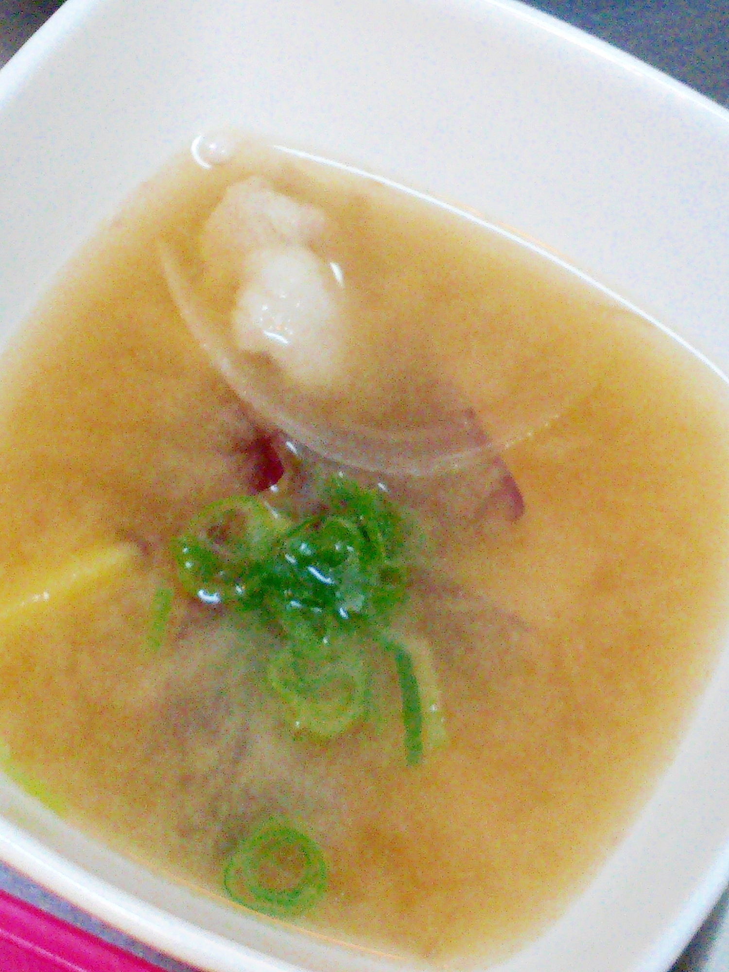やさしい甘味引き立つ☆さつまいもと玉ねぎの豚汁