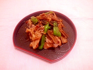 ピーマンとゴボウで♪豚小間肉のふっくら生姜焼きの写真