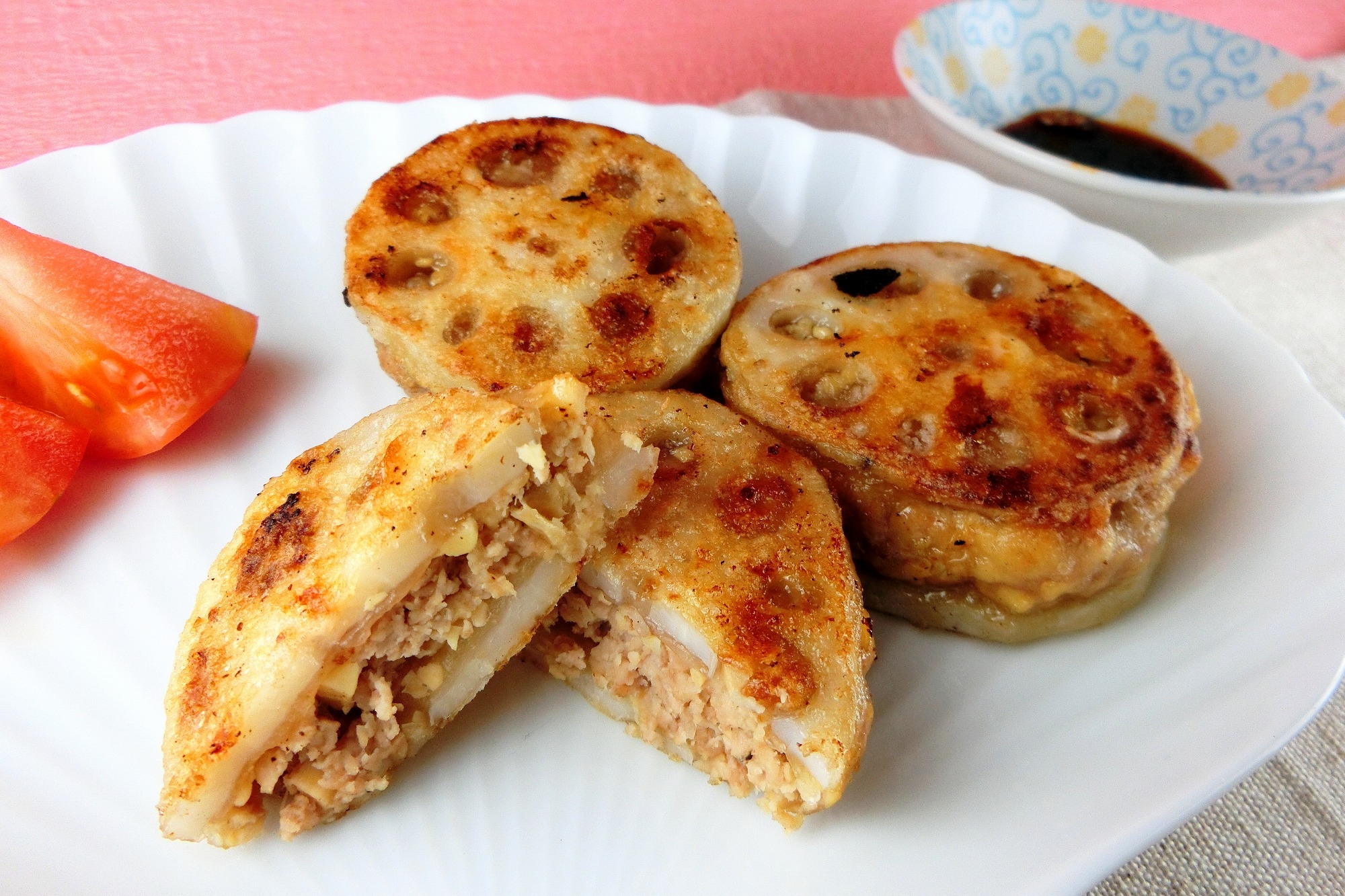 大豆入り★レンコンのはさみ揚げ焼きの写真