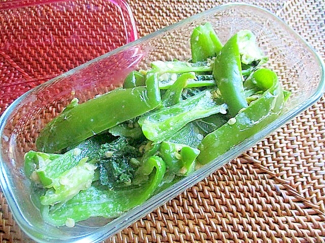 丸ごとピーマンのしそ味噌炒めの写真