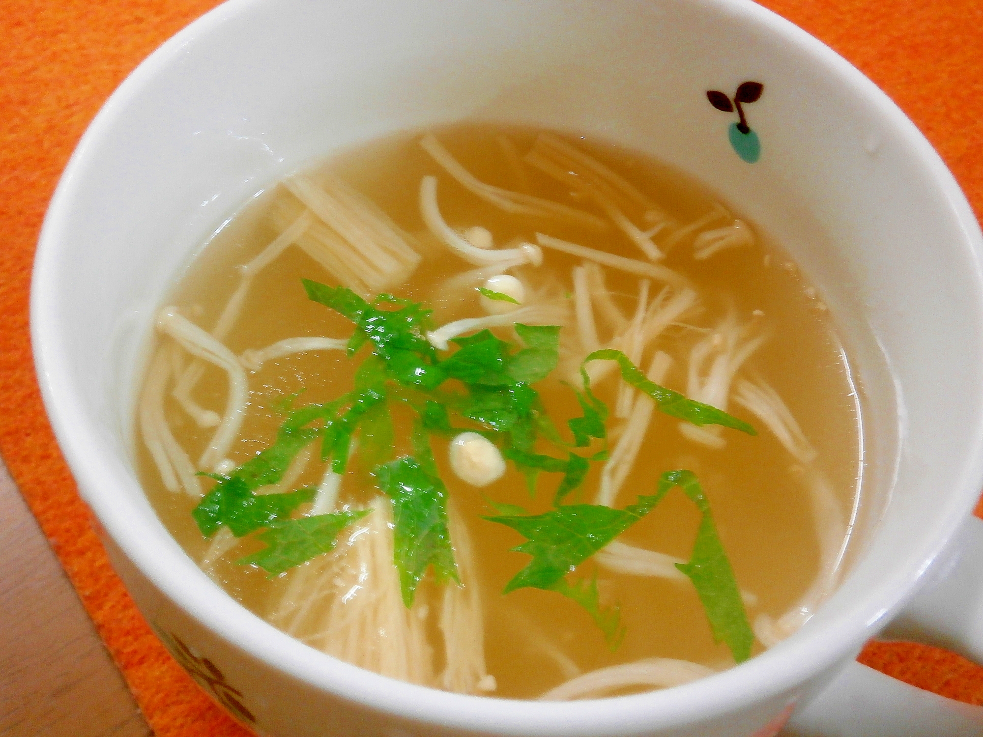 えのきとしその生姜スープの写真