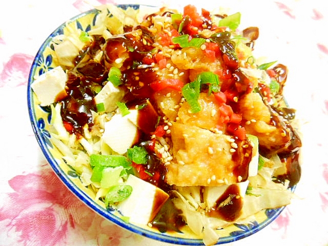 焼きそばソースde❤鶏唐揚げと木綿豆腐のキャベツ丼の写真