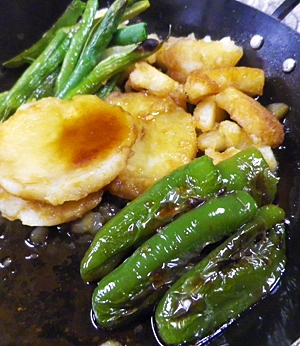 グリルパンで、インゲンピーマンじゃがの焼きびたしの写真