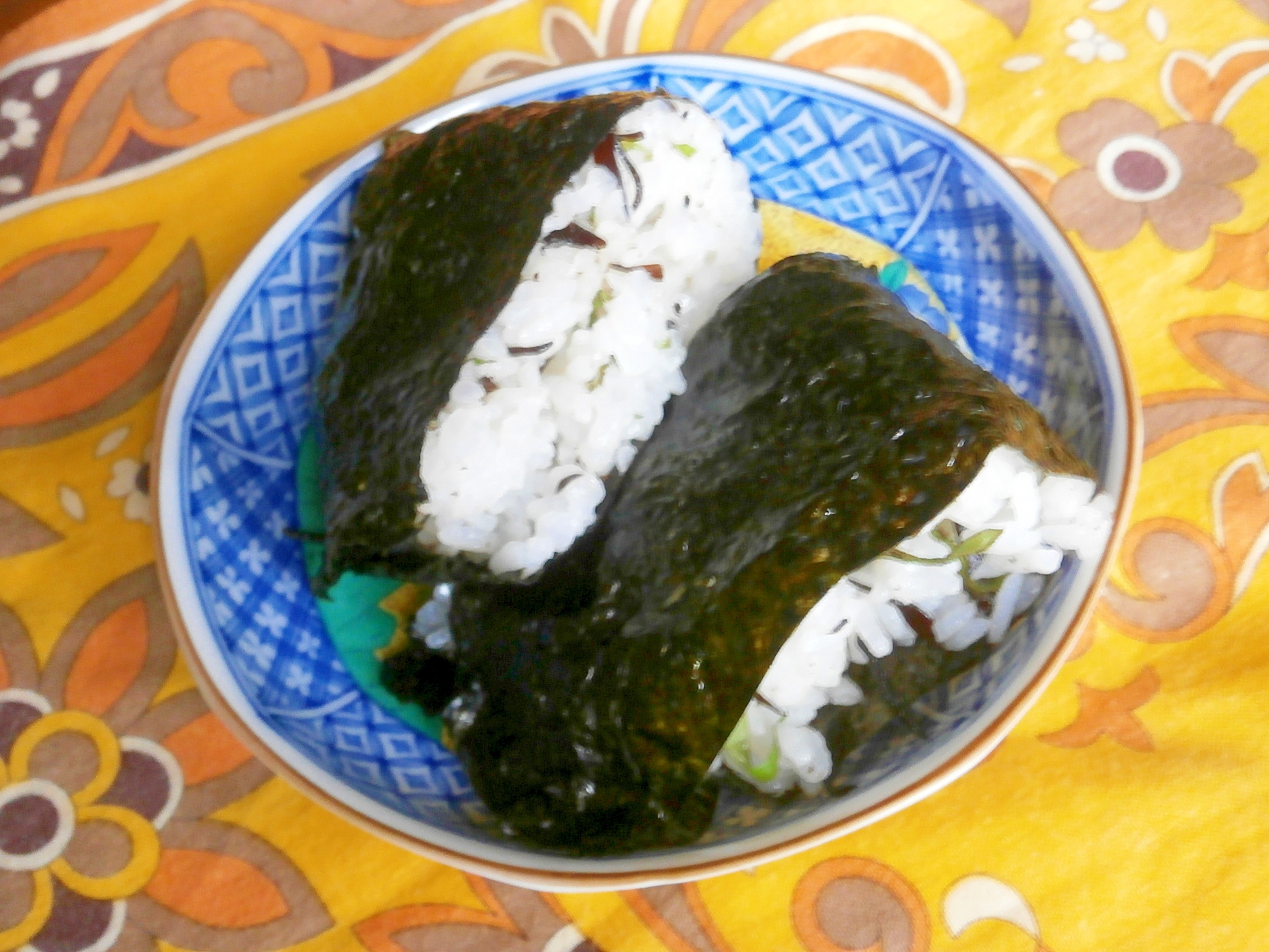 青じそ・ひじきのおにぎらずの写真