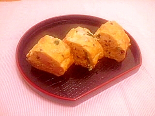 豆腐サラダのニラ卵焼きの写真