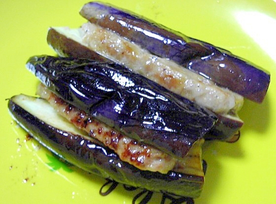 ナスの挽肉はさみの照り焼き風の写真