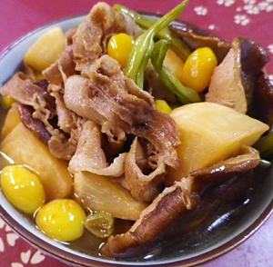 豚バラ銀杏カブ椎茸の白ワイン煮物の写真