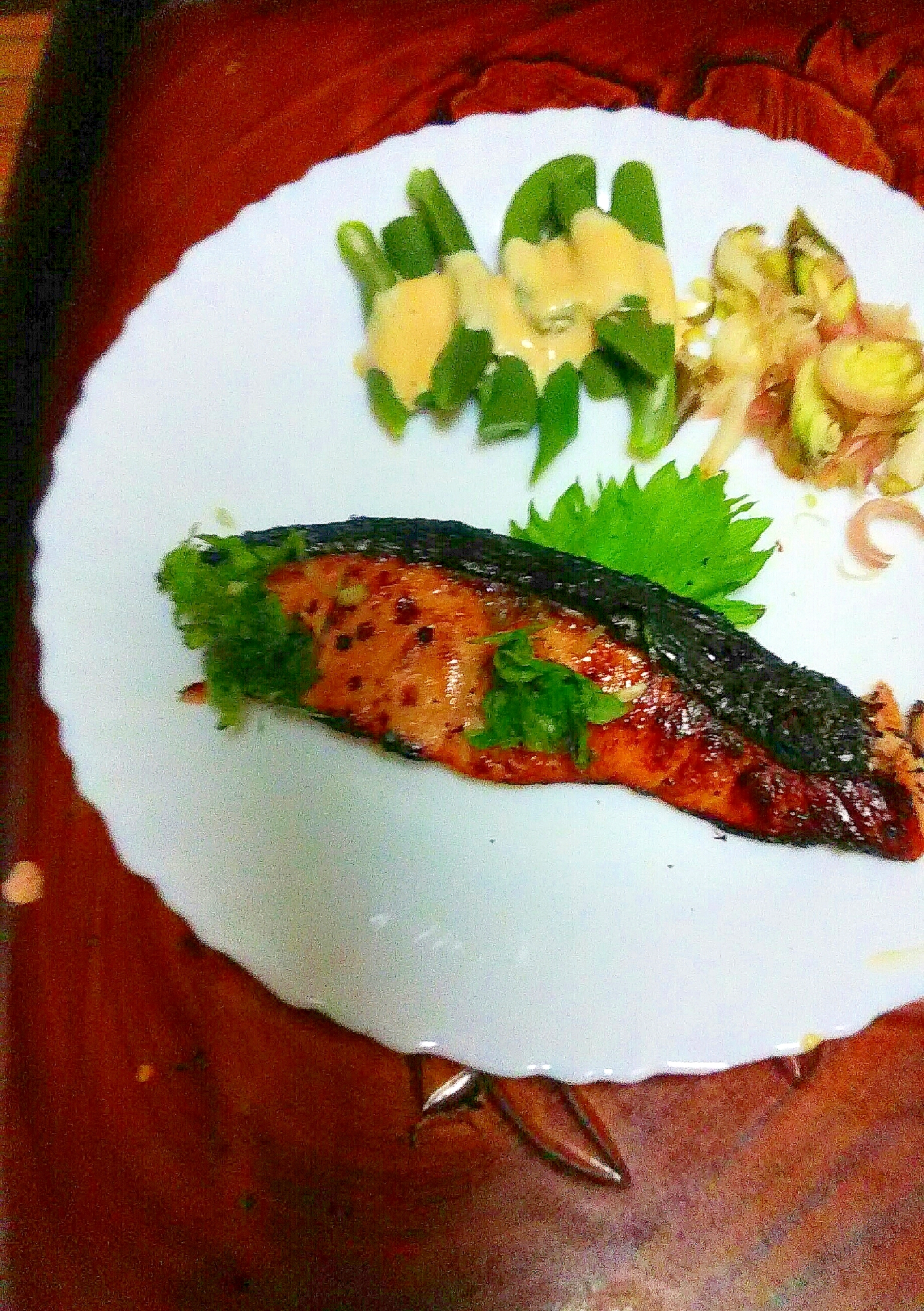 鮭の醤油バター焼き☆夏野菜添えの写真