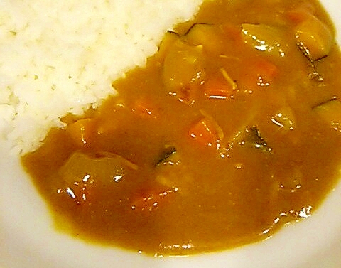 国産を皮ごと！カボチャたっぷりカレーの写真