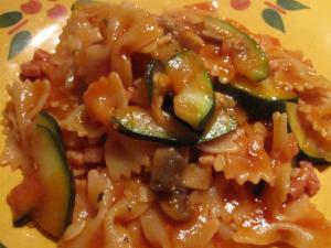 ズッキーニのトマトパスタの写真