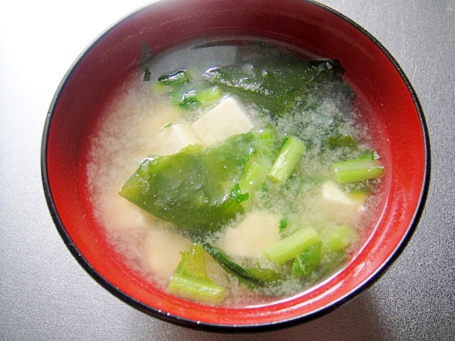 豆腐わかめ大根の葉の味噌汁 お手軽レシピで作る Jaグループ