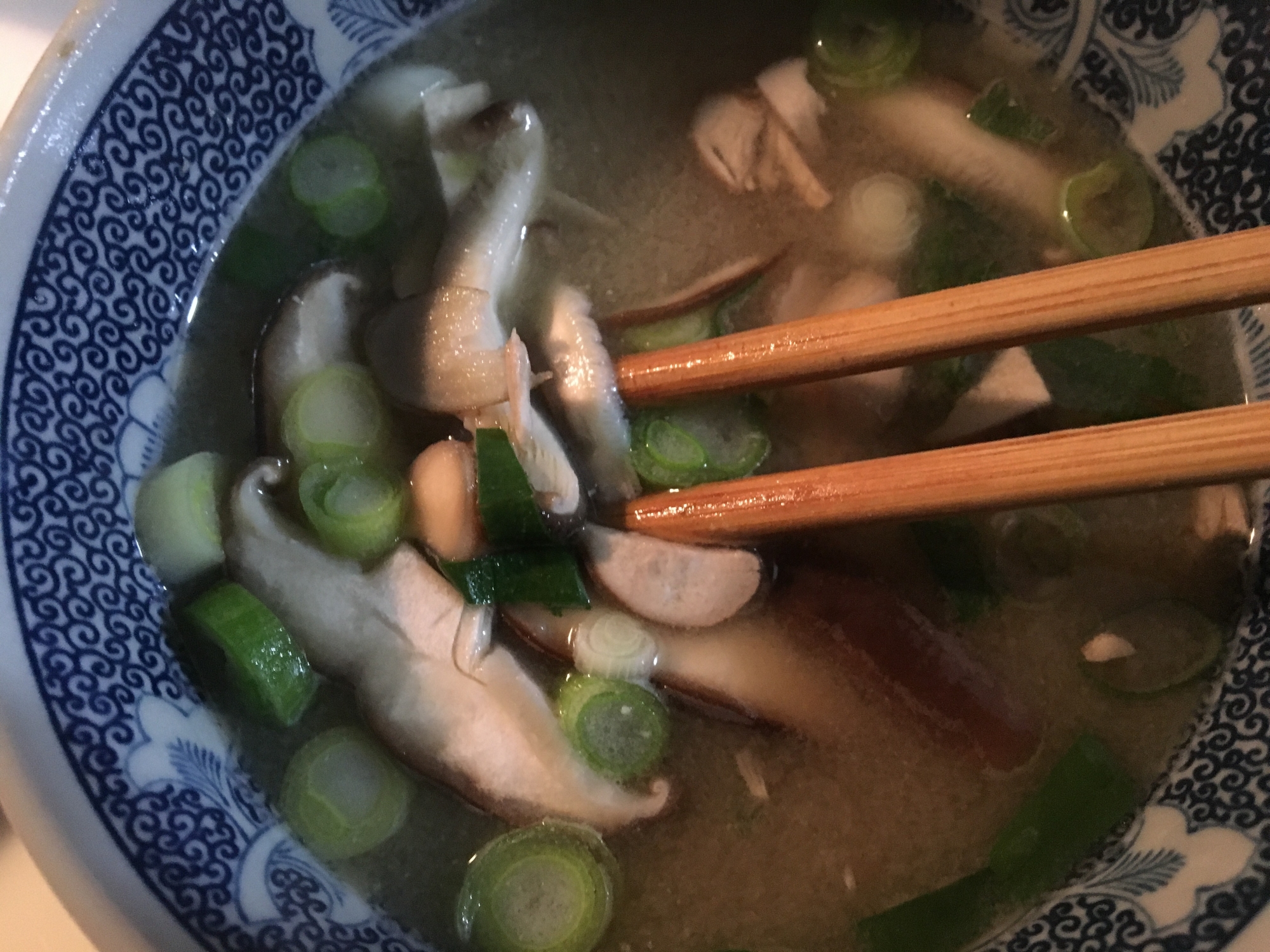 ごぼうと椎茸とネギの味噌汁 お手軽レシピで作る Jaグループ