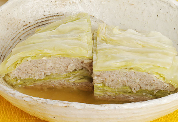 きゃべつとひき肉の重ね煮の写真